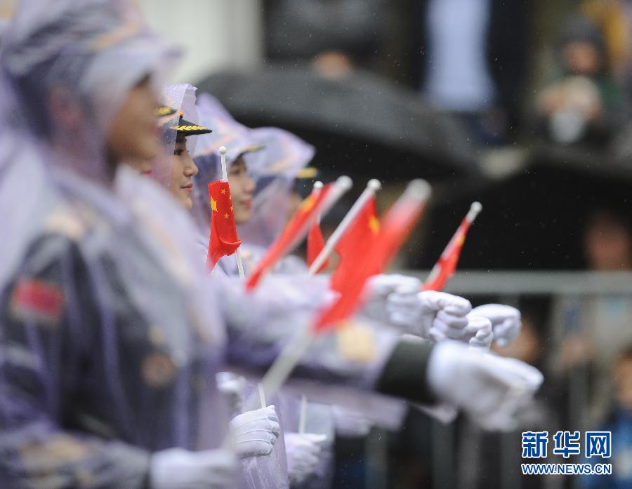 （國際）（3）中國人民解放軍軍樂團(tuán)與女子儀仗隊(duì)亮相莫斯科