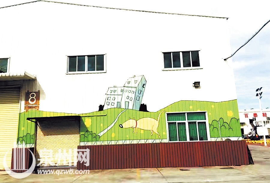 近日，在晉江西園街道嶼頭社區(qū)的工業(yè)園區(qū)內(nèi)，原本冰冷的工業(yè)廠房外墻被噴繪上各式各樣的3D彩繪圖案，立即搖身一變成為靚麗風(fēng)景，讓人眼前一亮。